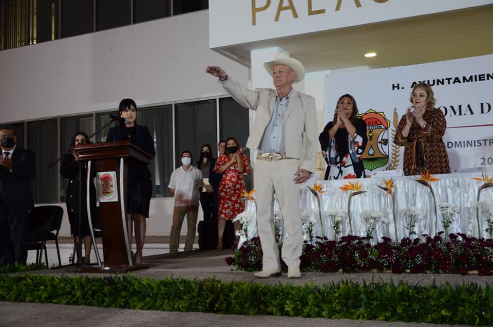 Rinde protesta como alcalde de Angostura Miguel Ángel Angulo Acosta