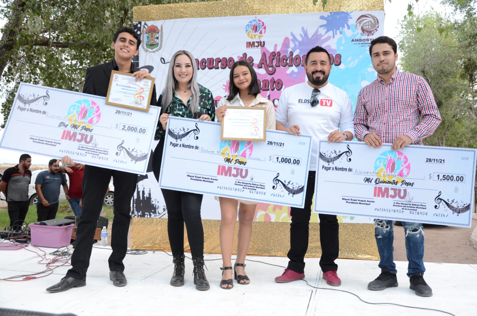 Ayuntamiento de Angostura lleva a cabo con gran éxito la Muestra Gastronómica y el Concurso de Aficionados
