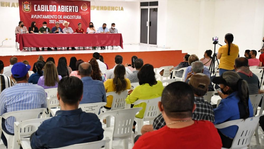 Reciben autoridades de Angostura propuestas y peticiones de la población para tener un mejor municipio