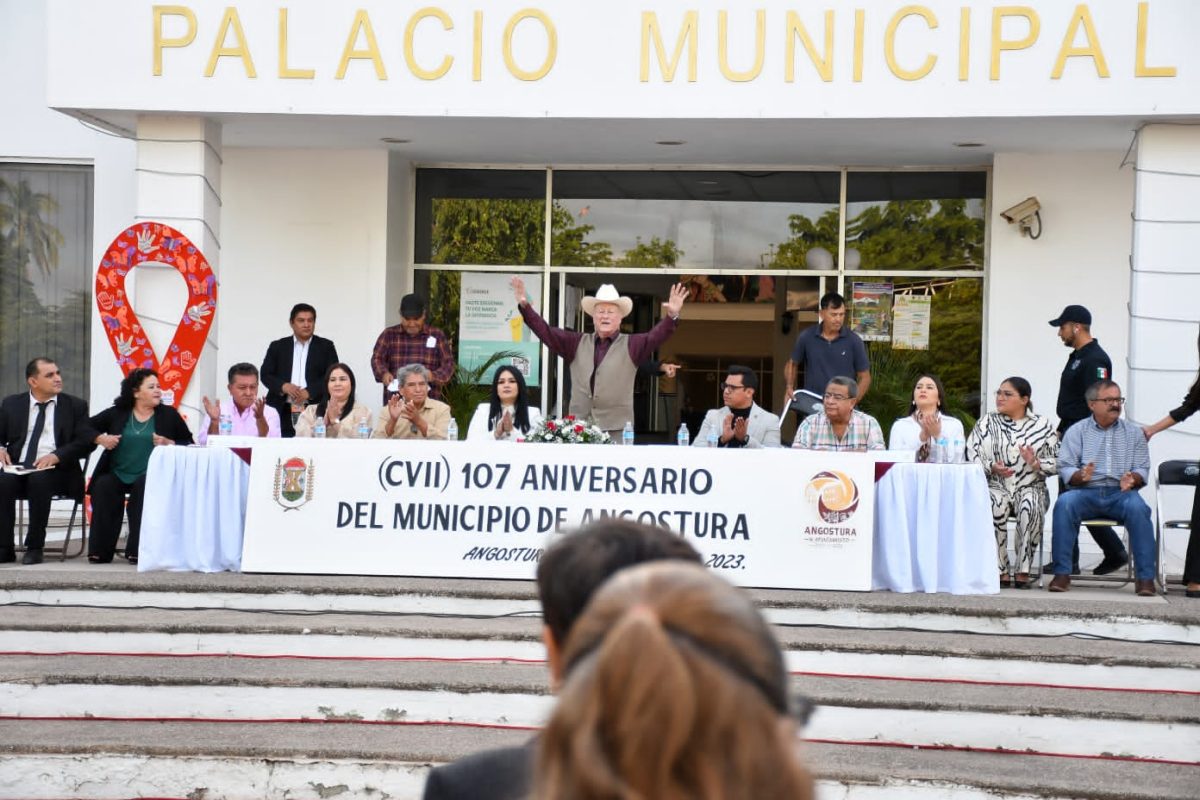 Autoridades de Angostura celebran el 107 Aniversario del Municipio